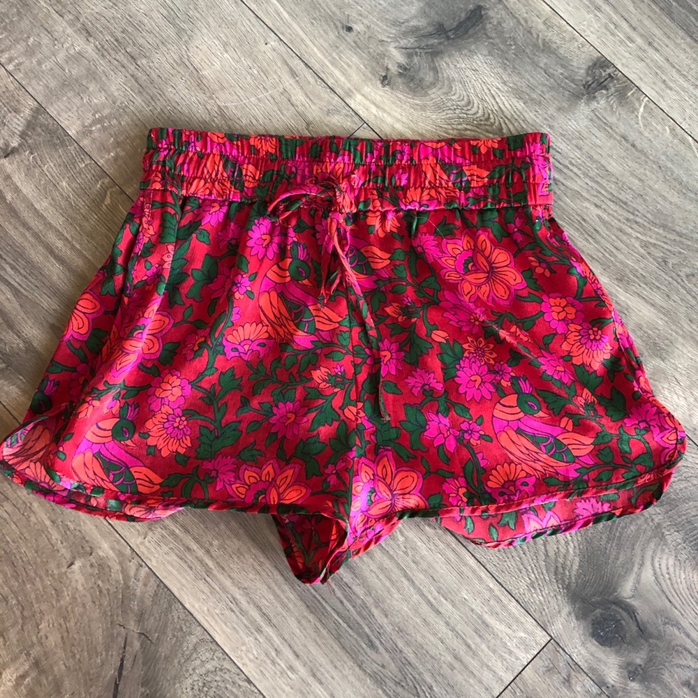 Vibrant Shorts